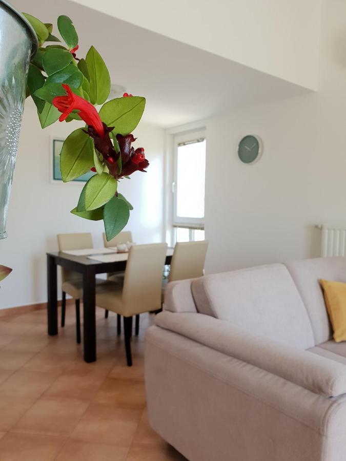 Apartments Skocic Vodice Bagian luar foto