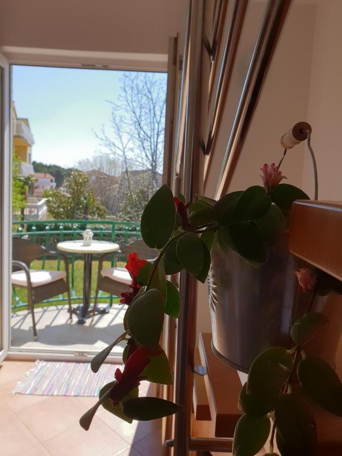 Apartments Skocic Vodice Bagian luar foto