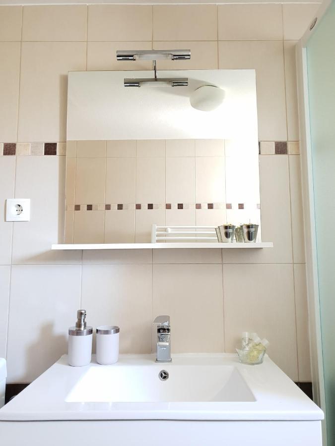 Apartments Skocic Vodice Bagian luar foto