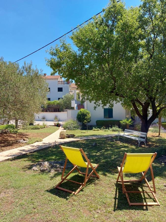 Apartments Skocic Vodice Bagian luar foto