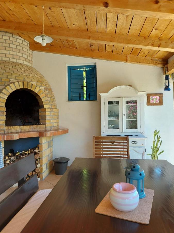Apartments Skocic Vodice Bagian luar foto